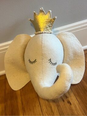 Fiona Walker Elephant Head Wall Decor with Gold Crown - Cream